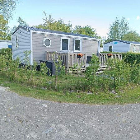 Bj Chalets - Robbengat 85 - Gezellige Chalet Op Vakantiepark Lauwersoog! Vroege Incheck! Met Airco! Экстерьер фото